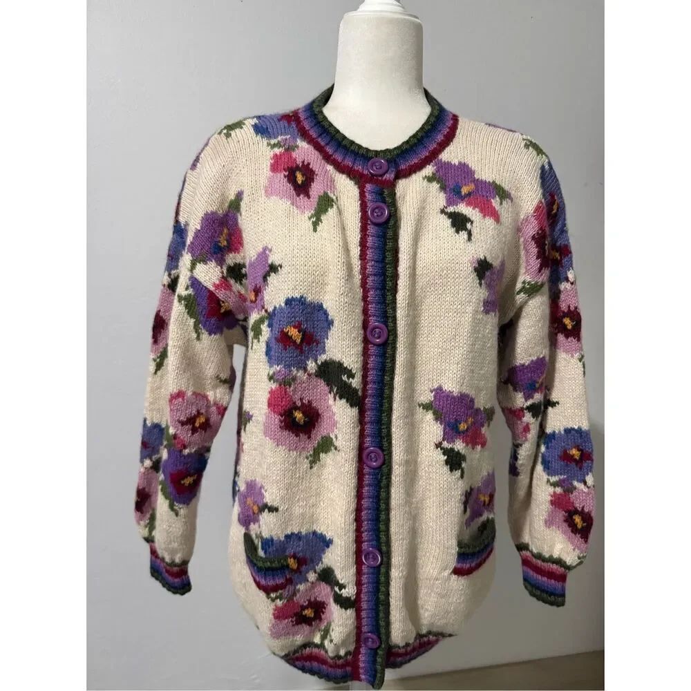 Royal Alpaca 100% Alpaca floral knit chunky sweater button front S